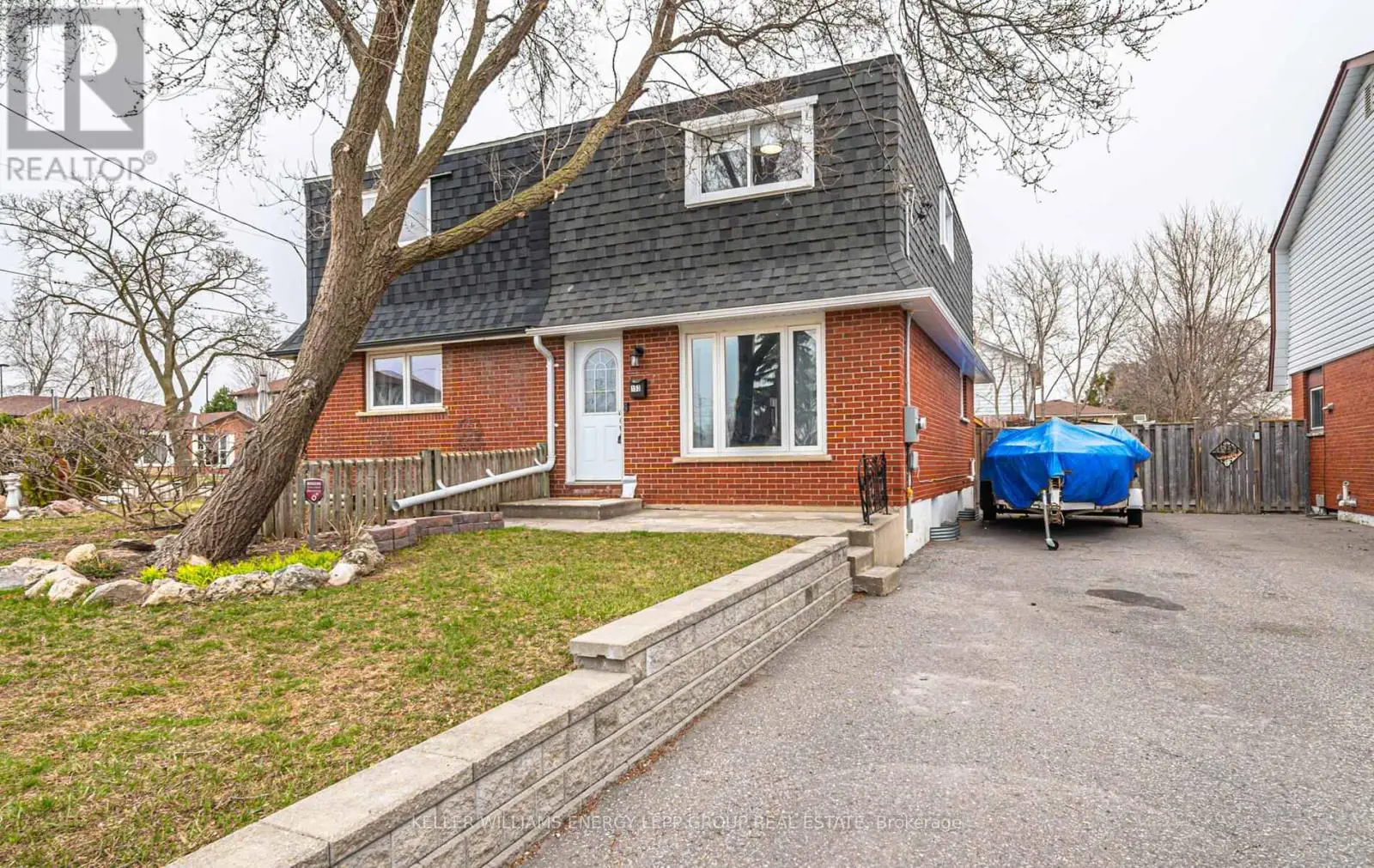 153 Barkley Crescent, Oshawa, Ontario  L1J 2E5 - Photo 2 - E12131147
