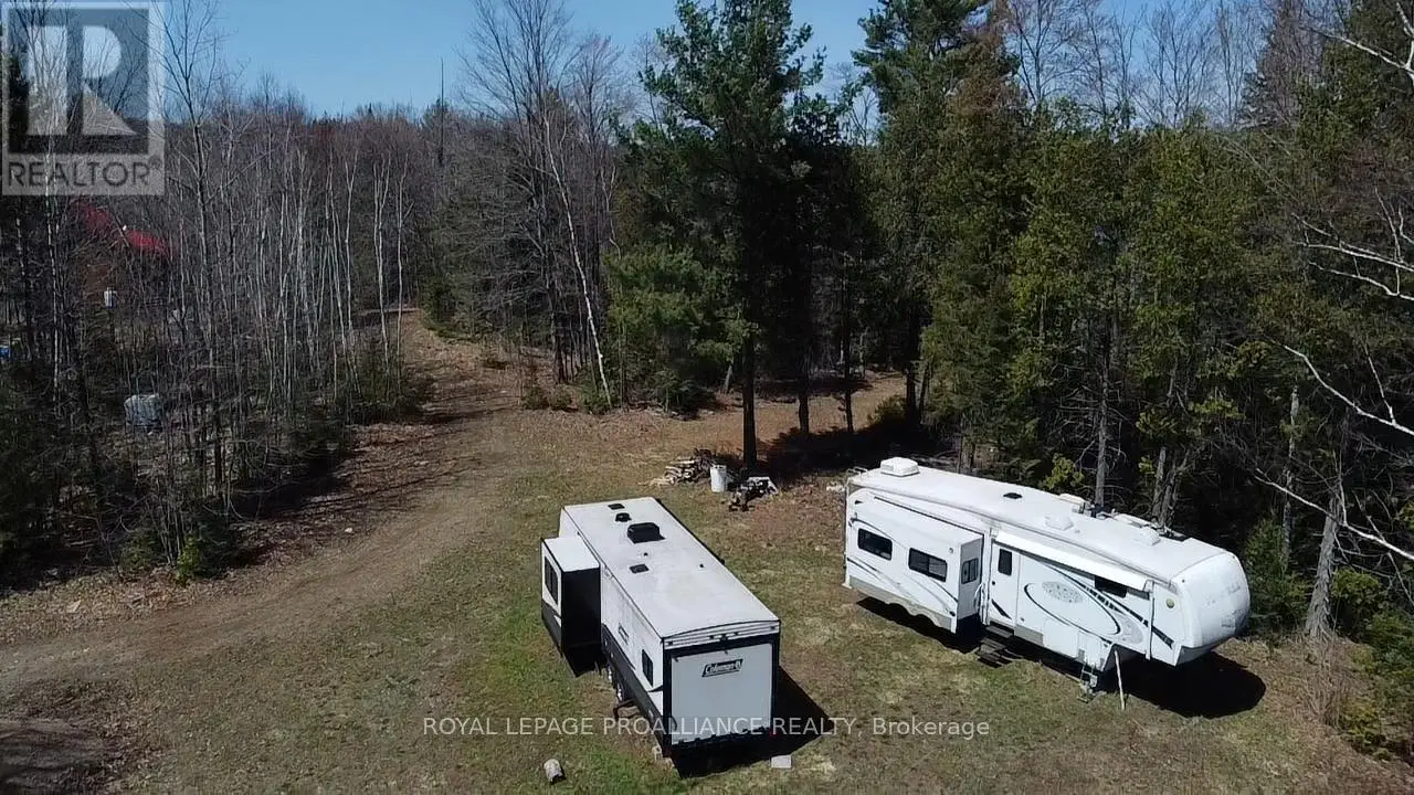A - 1841 Harlowe Road, North Frontenac, Ontario  K0H 2G0 - Photo 3 - X12131338