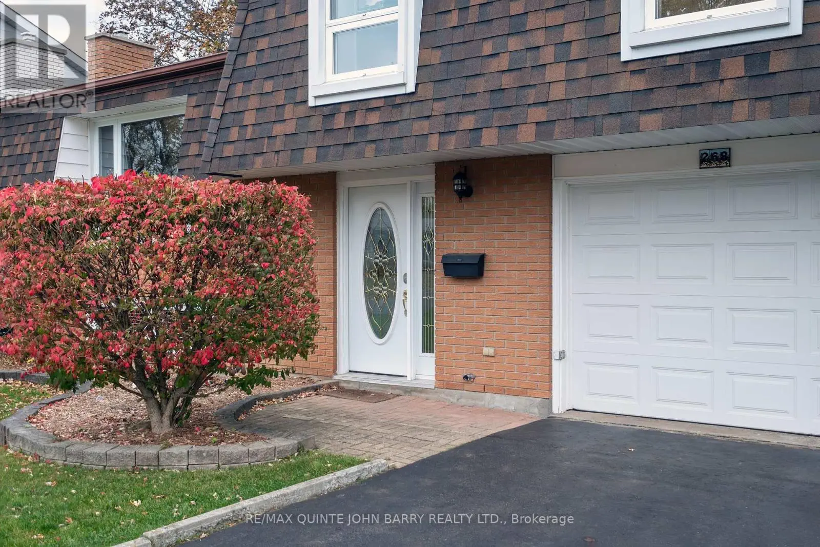 268 Mcgill Street, Quinte West, Ontario  K8V 3K8 - Photo 2 - X12010505