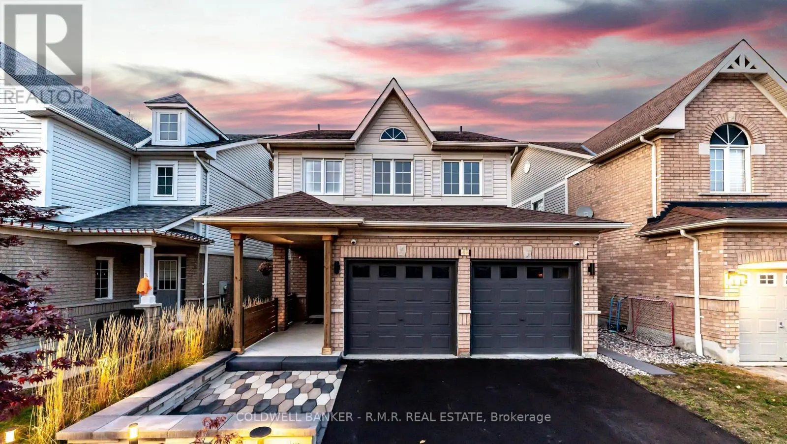 48 Solmar Avenue, Whitby, Ontario  L1R 2Z6 - Photo 1 - E12131186