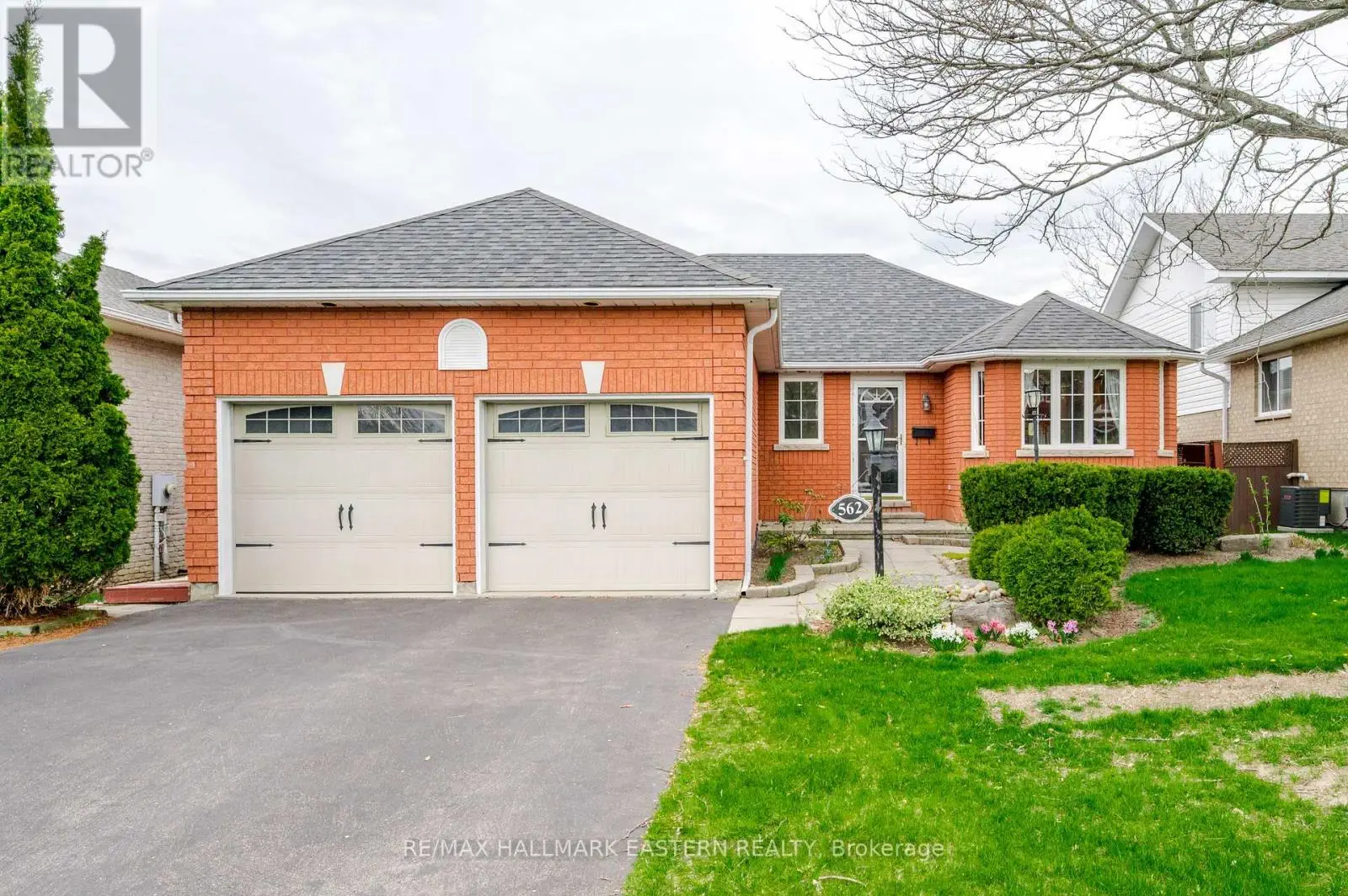 562 Westman Avenue, Peterborough West, Ontario  K9K 2H3 - Photo 1 - X12131555