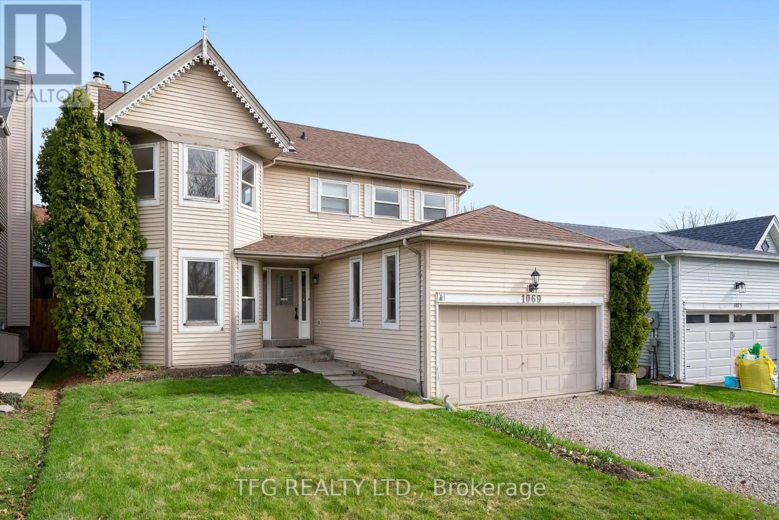 1069 Ripley Crescent, Oshawa, Ontario  L1K 2E6 - Photo 1 - E12132704