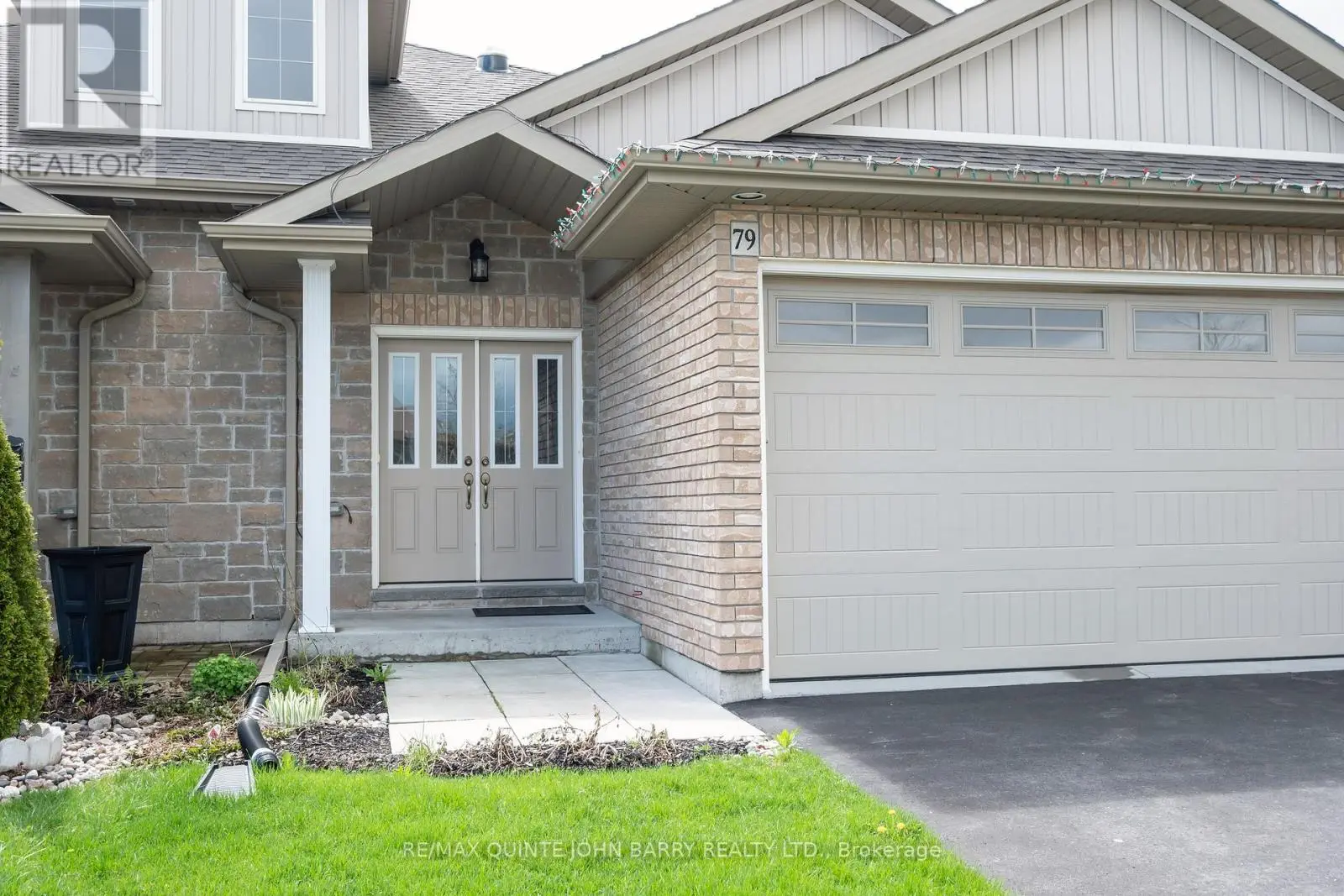 79 Cortland Crescent, Quinte West, Ontario  K8V 0E9 - Photo 2 - X12132816