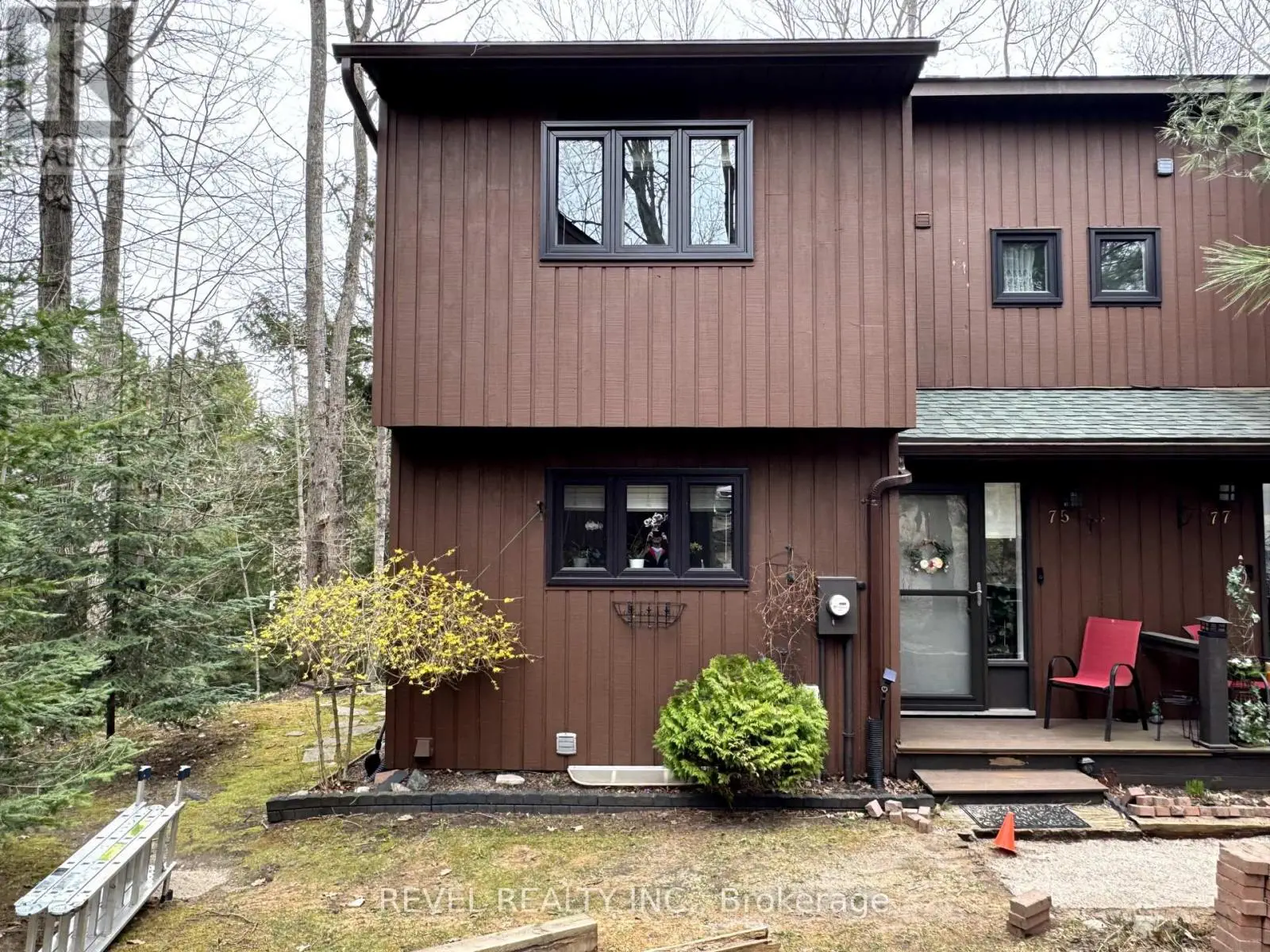 5 - 75 SOUTHBANK DRIVE, Bracebridge, Ontario
