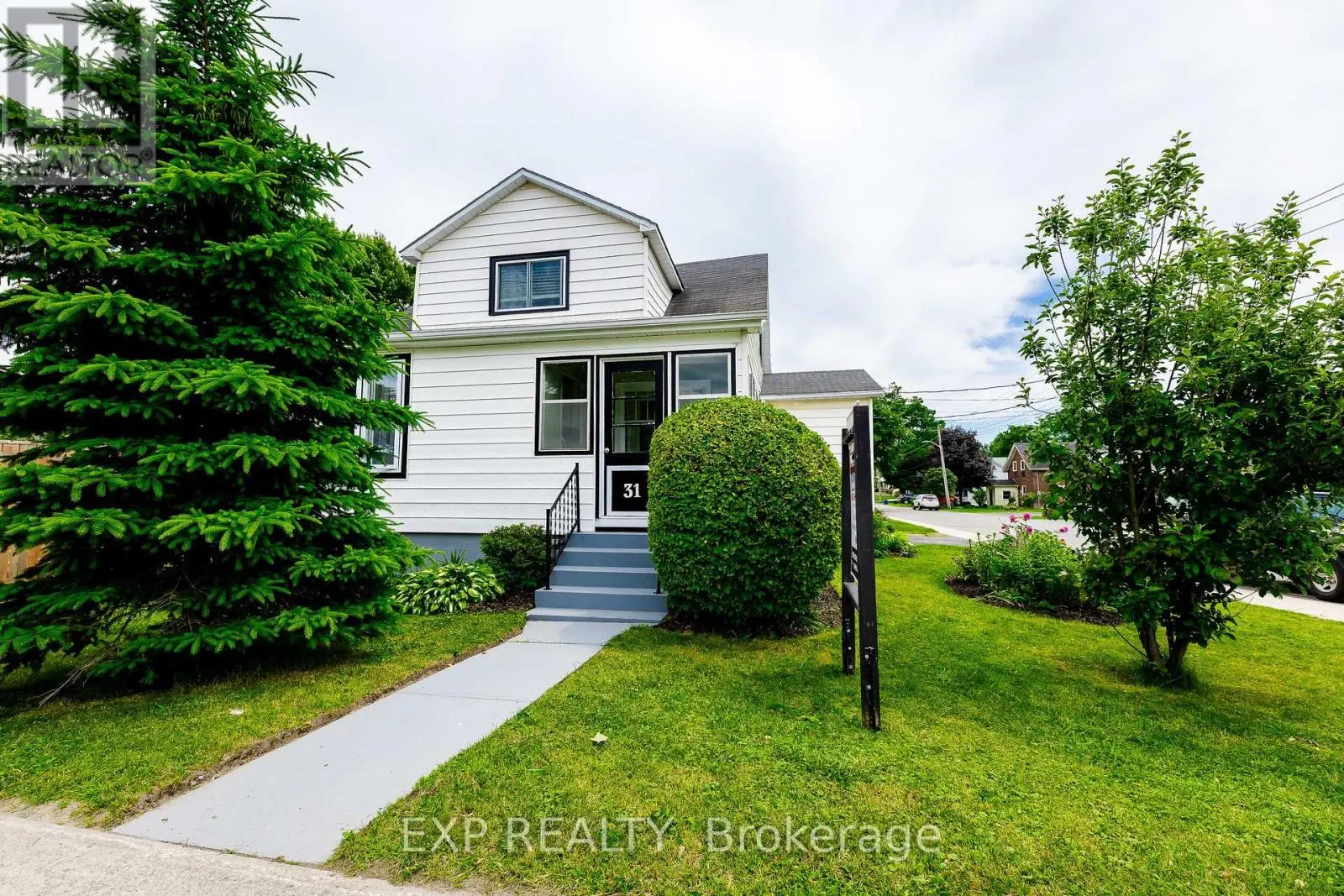 31 ELIZABETH STREET, Brighton, Ontario