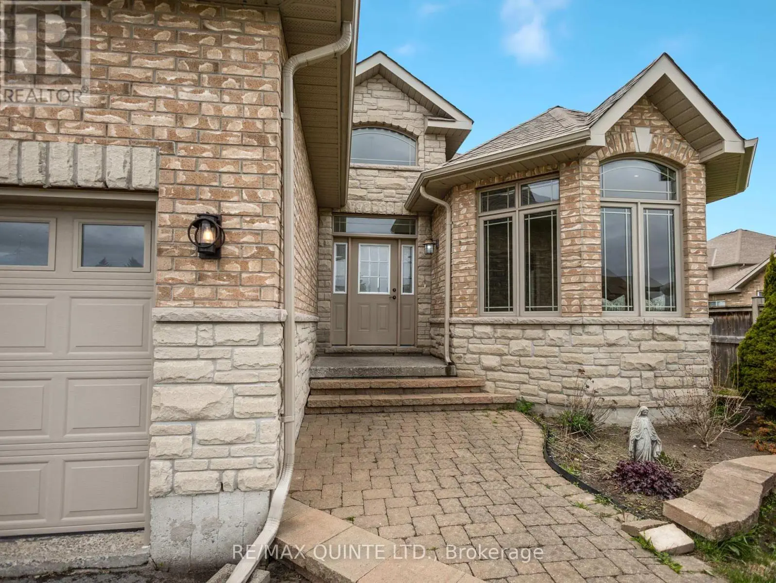 12 Hampton Ridge Drive, Belleville, Ontario  K8N 0L6 - Photo 3 - X12133940