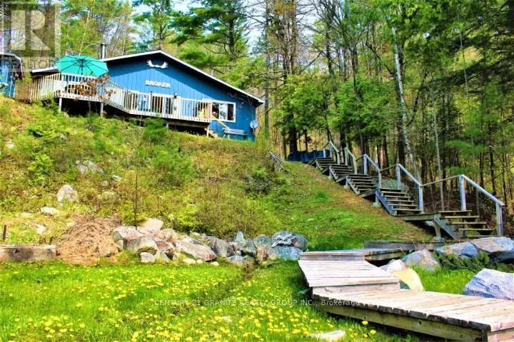 2807 Mackie Lake, Frontenac, Ontario  K0H 2J0 - Photo 2 - X12134216
