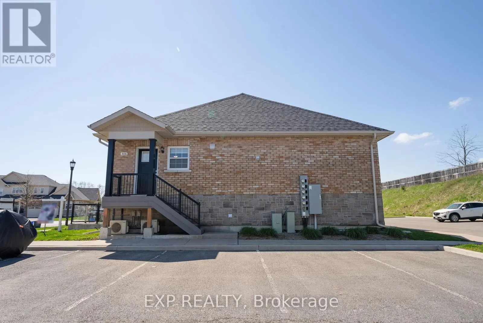 306 - 450 Lonsberry Drive, Cobourg, Ontario  K9A 0K4 - Photo 1 - X12134249