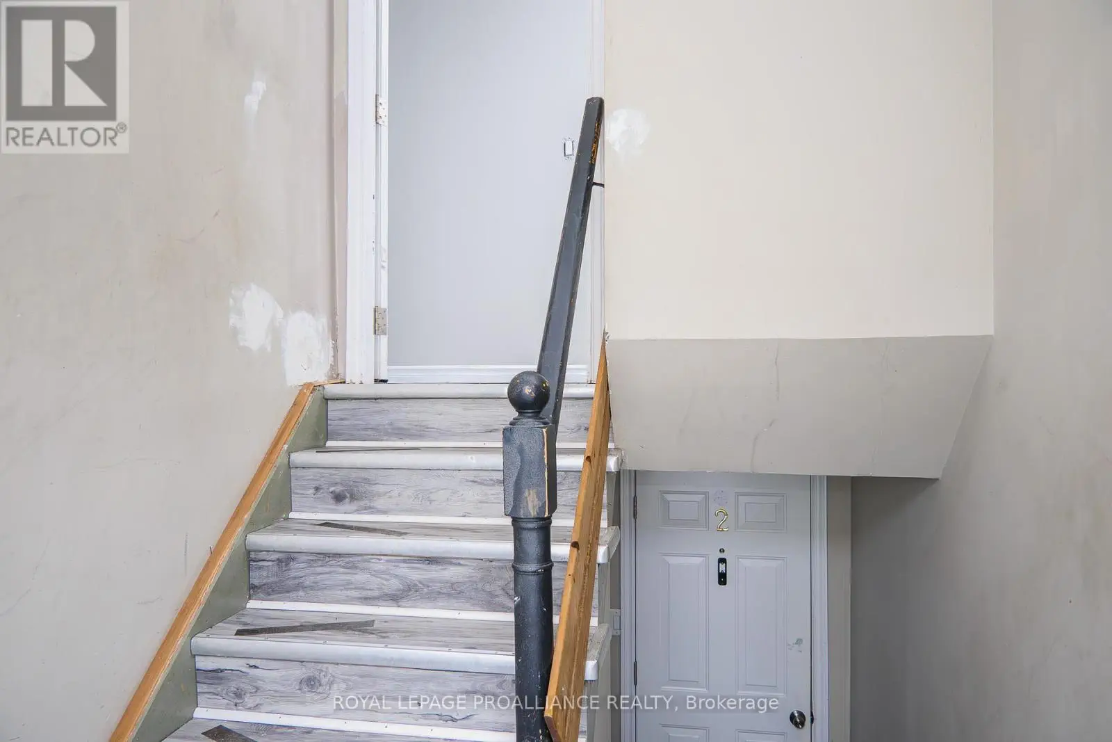 21 Pepper Avenue, Belleville, Ontario  K8P 4R2 - Photo 3 - X11986207