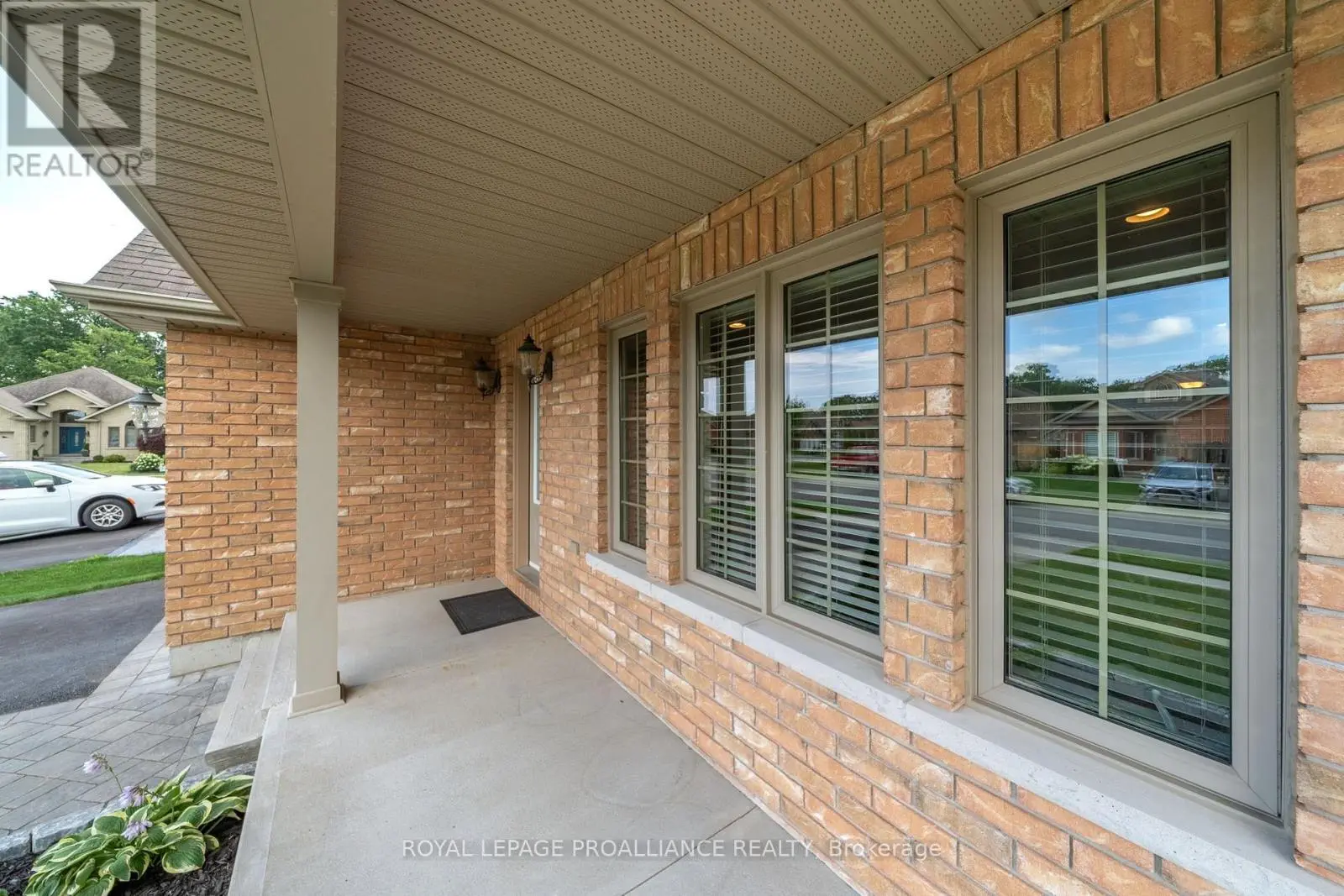 3 Barnett Street, Belleville, Ontario  K8N 0M1 - Photo 3 - X12134661