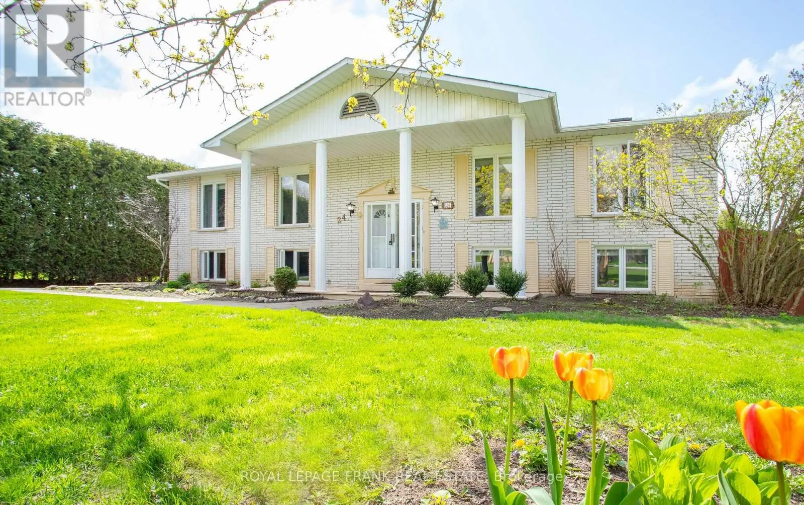 24 Pearl Drive, Scugog, Ontario  L0C 1B0 - Photo 1 - E12134798