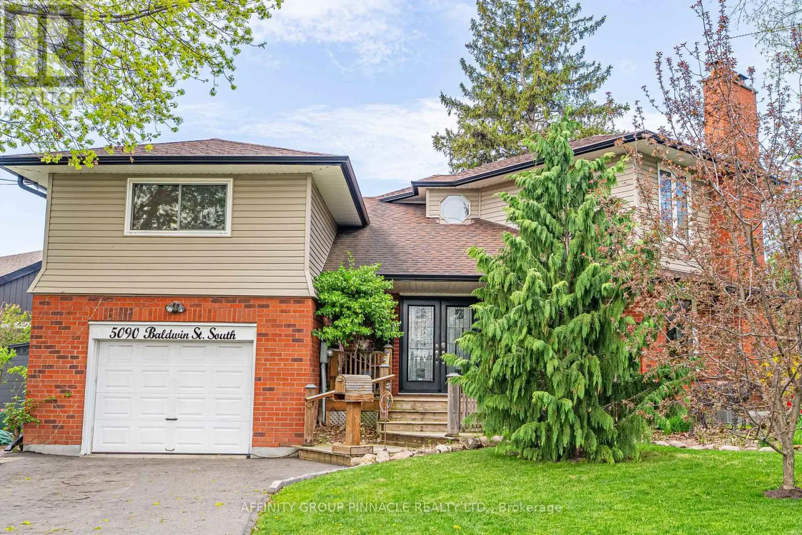 5090 Baldwin Street S, Whitby, Ontario  L1M 1T3 - Photo 1 - E12135106
