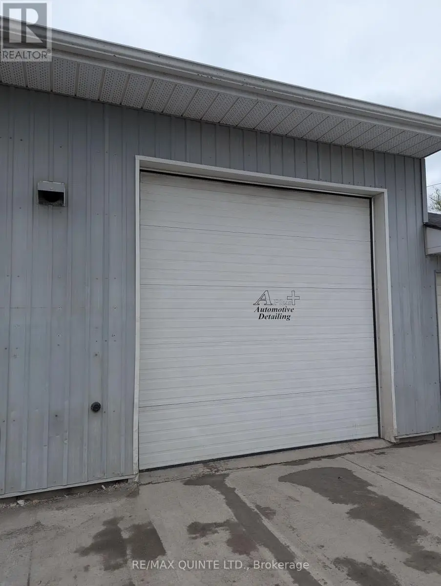 341b Maitland Drive, Belleville, Ontario  K8N 0N4 - Photo 3 - X12135243