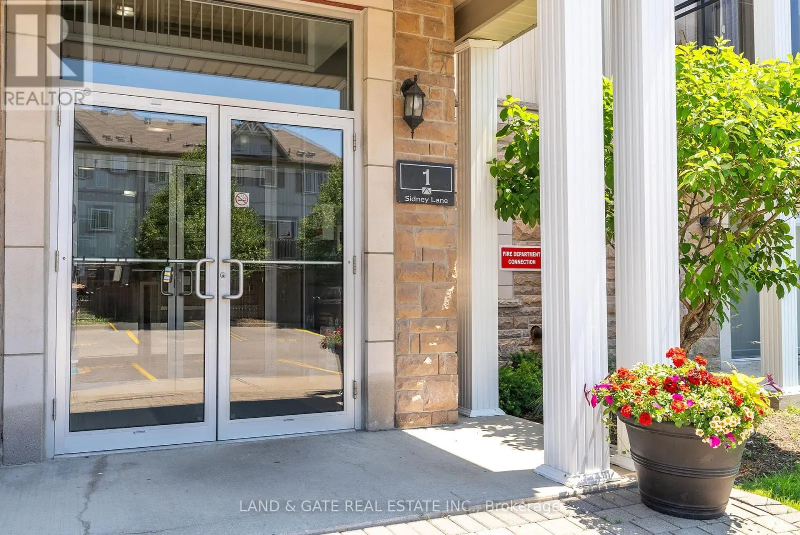 209 - 1 Sidney Lane, Clarington, Ontario  L1C 0N5 - Photo 3 - E12135711
