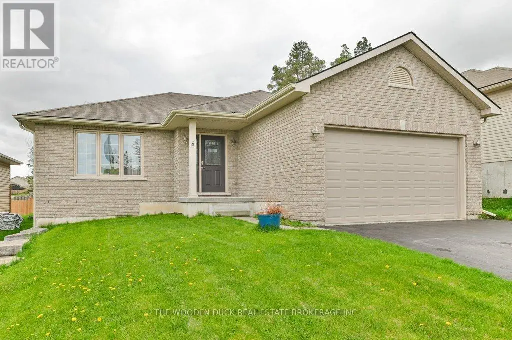 5 MITCHELL DRIVE, Quinte West, Ontario
