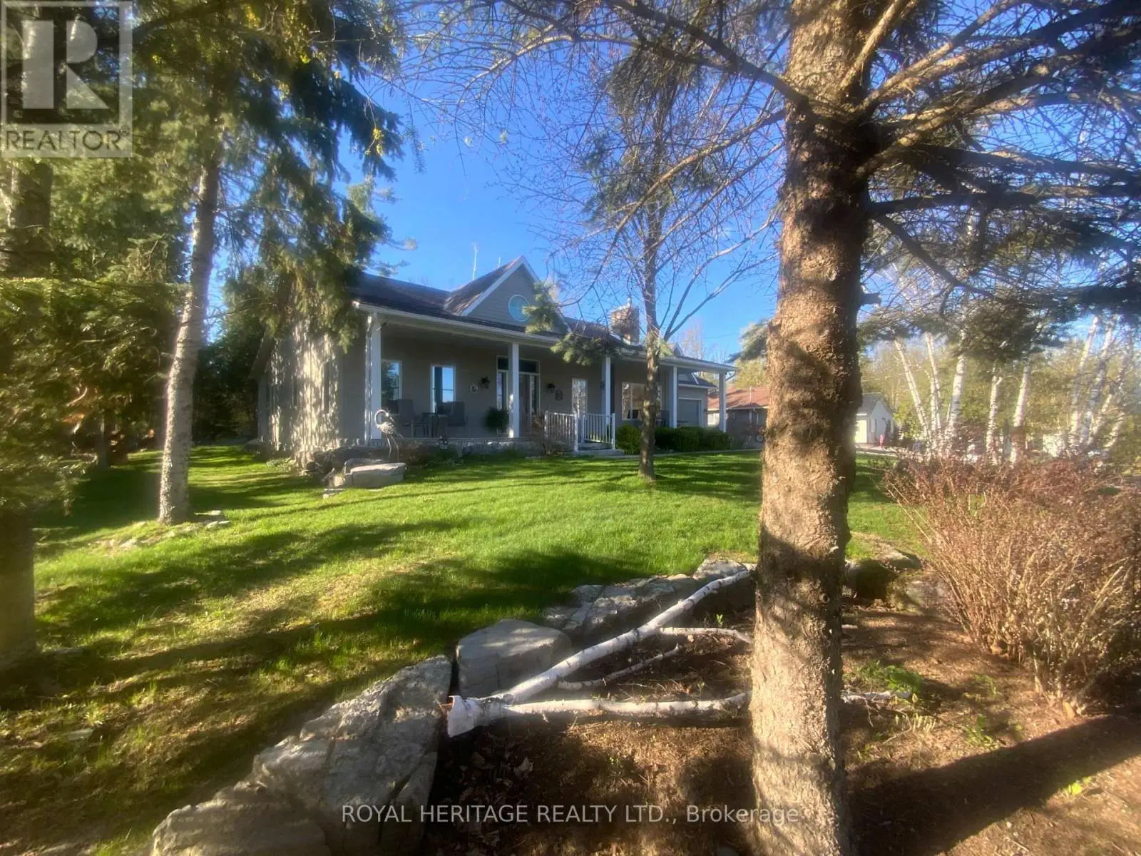 162 Riverside Drive, Kawartha Lakes, Ontario  K0M 1A0 - Photo 2 - X12015164