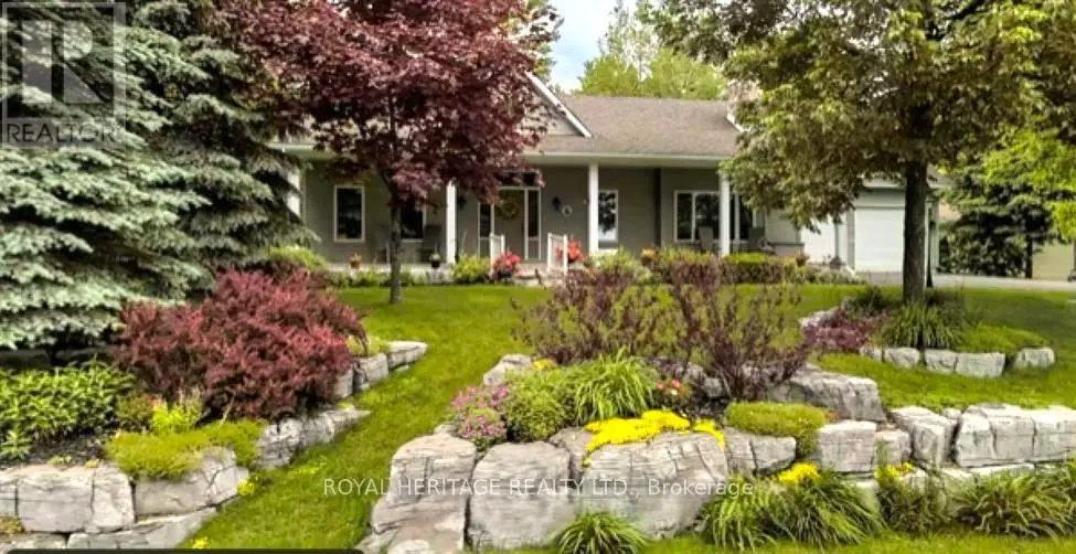 162 Riverside Drive, Kawartha Lakes, Ontario  K0M 1A0 - Photo 3 - X12015164