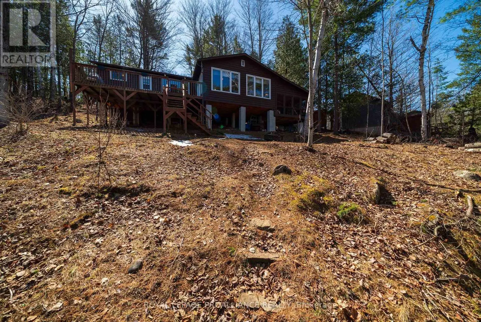 1045 Wheatley Lane, Frontenac, Ontario  K0H 1K0 - Photo 3 - X12101462