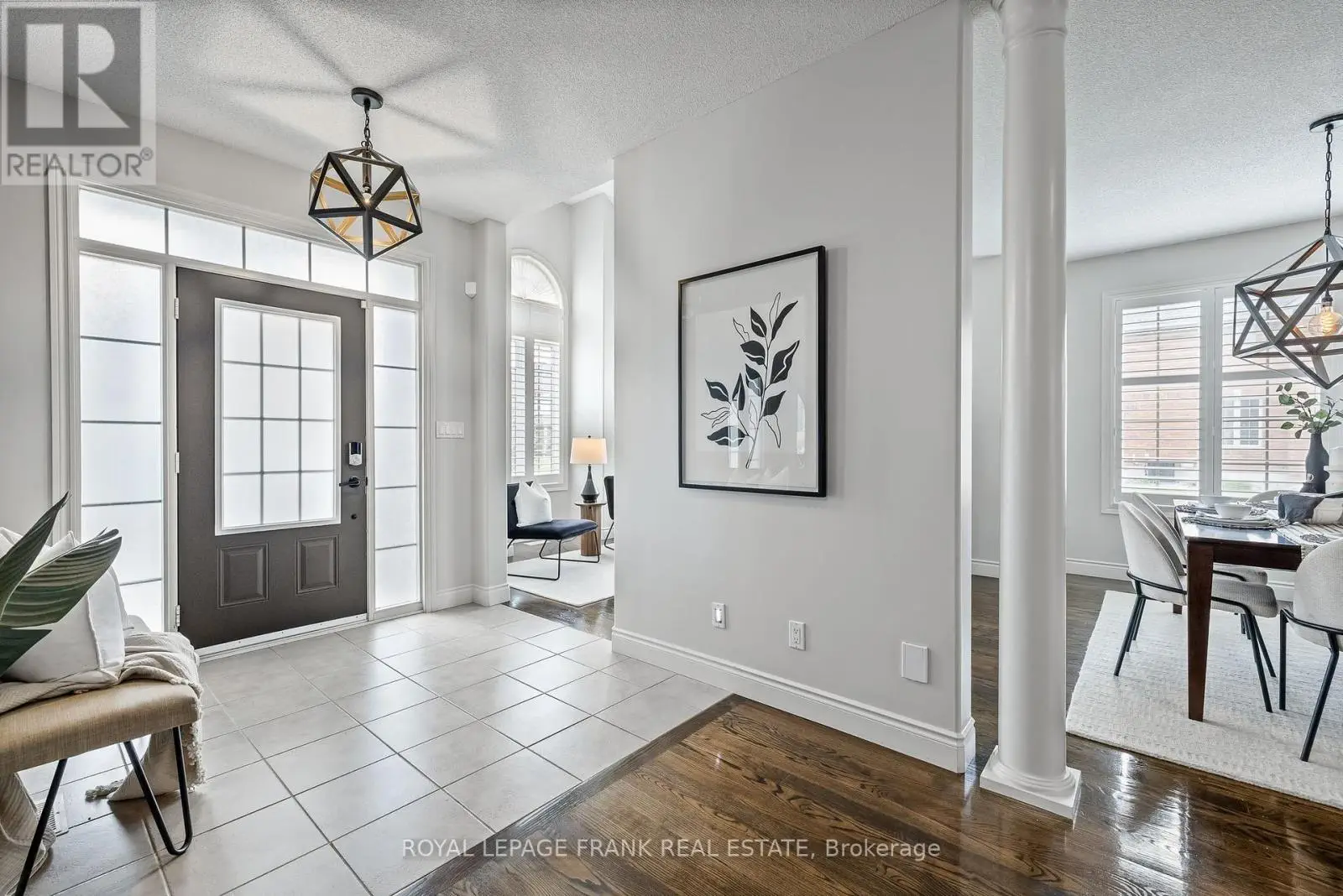 2262 Pindar Crescent, Oshawa, Ontario  L1L 0C6 - Photo 2 - E12136144