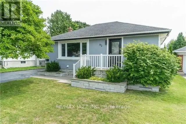 93 Beatrice Street W, Oshawa, Ontario  L1G 3M7 - Photo 1 - E12136760
