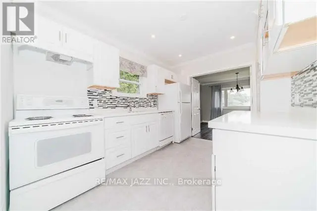 93 Beatrice Street W, Oshawa, Ontario  L1G 3M7 - Photo 2 - E12136760