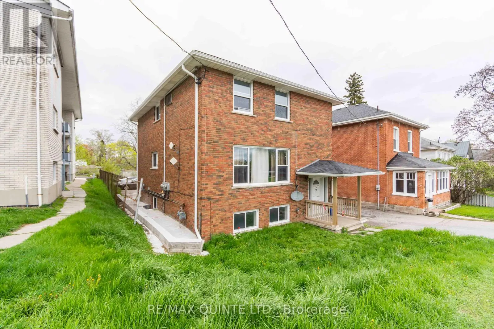 59 North Front Street, Belleville, Ontario  K8P 3B2 - Photo 2 - X12136785