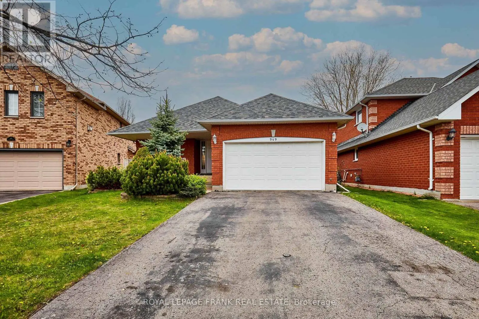 949 Tillison Avenue, Cobourg, Ontario  K9A 5N2 - Photo 1 - X12137442