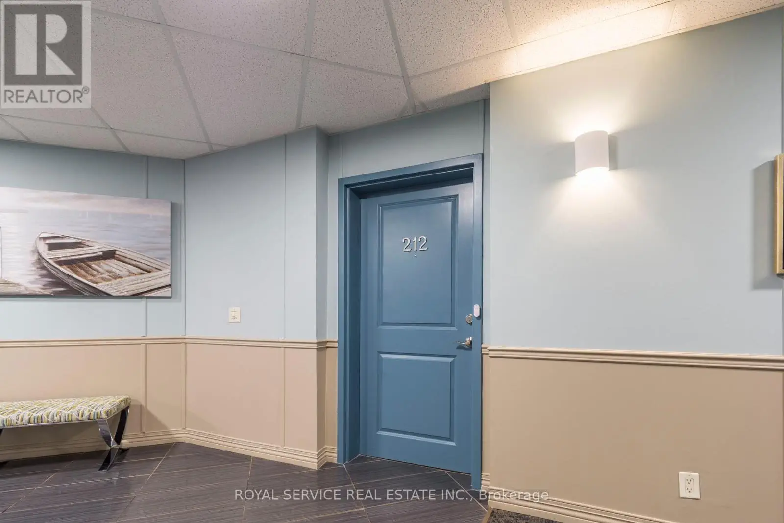 212 - 148 Third Street, Cobourg, Ontario  K9A 5X2 - Photo 3 - X12137465