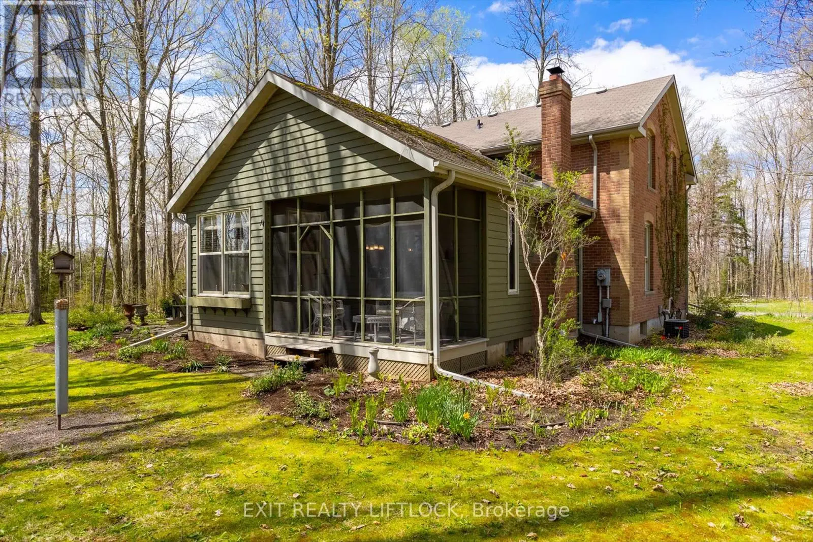 136 Mccamus 1/4 Line, Cavan Monaghan, Ontario  L0A 1G0 - Photo 2 - X12137504