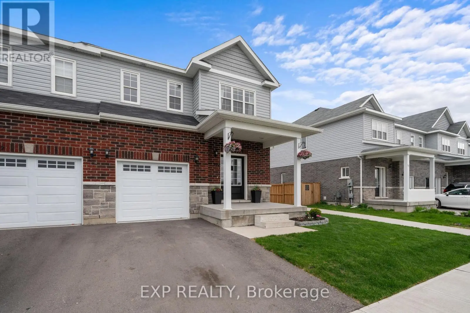 279 Bennett Avenue, Cobourg, Ontario  K9A 1B5 - Photo 2 - X12137877