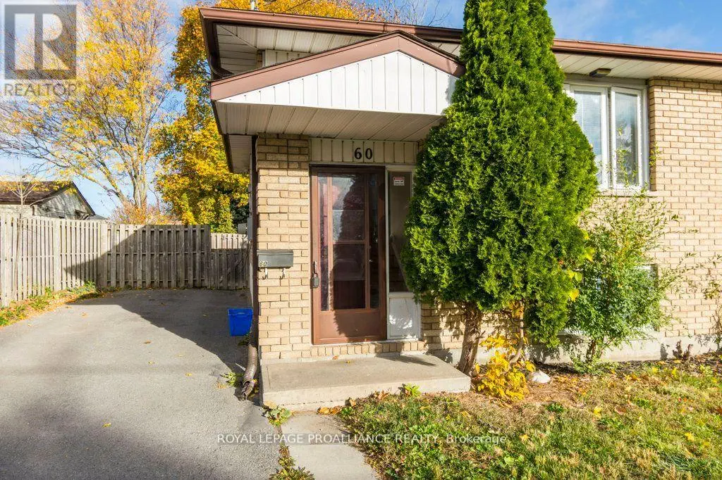 60 Catharine Street, Belleville, Ontario  K8P 1L7 - Photo 2 - X12138017