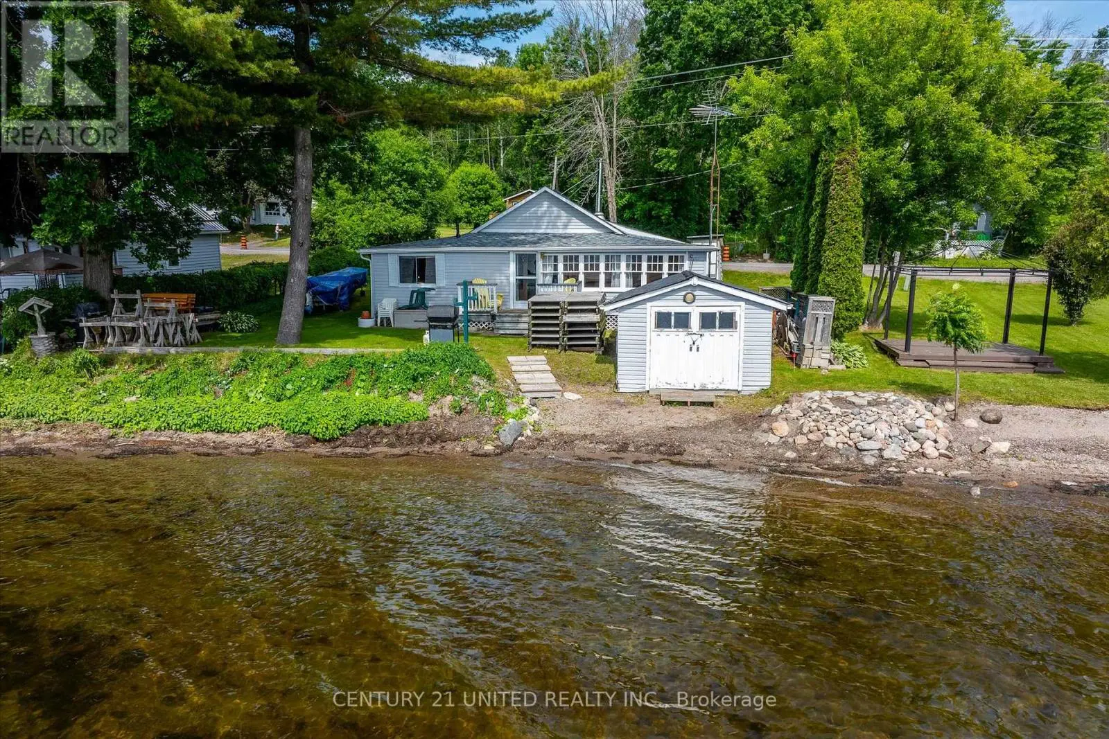 221 Paudash Street, Hiawatha First Nation, Ontario  K0L 2G0 - Photo 1 - X12138102
