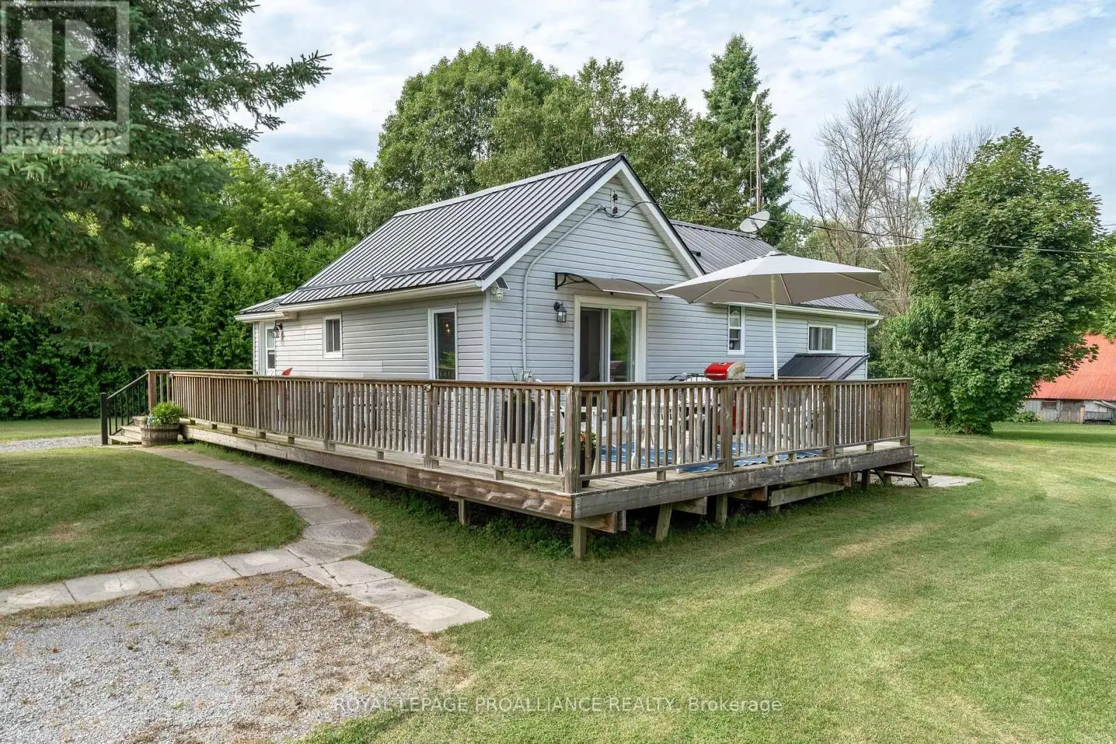 3191 County Rd 10, Prince Edward County, Ontario  K0K 2P0 - Photo 2 - X12138550