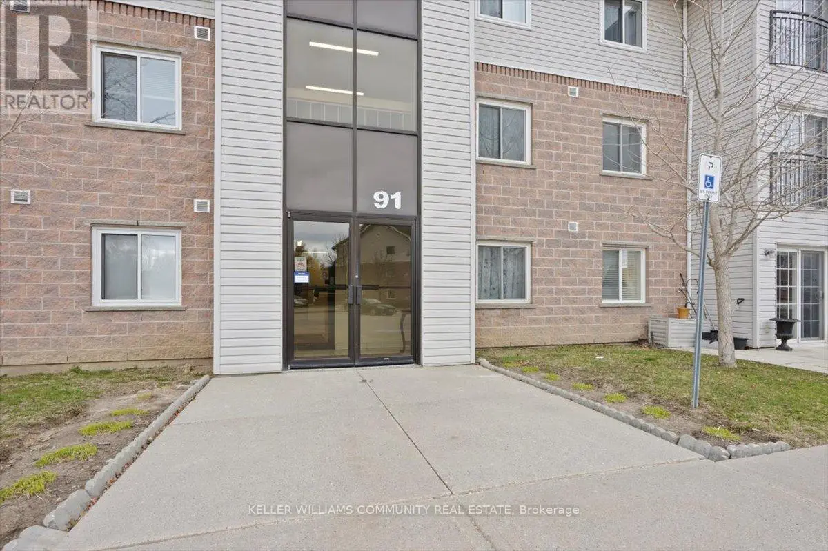 301 - 91 Aspen Springs Drive, Clarington, Ontario  L1C 5J9 - Photo 2 - E12138578