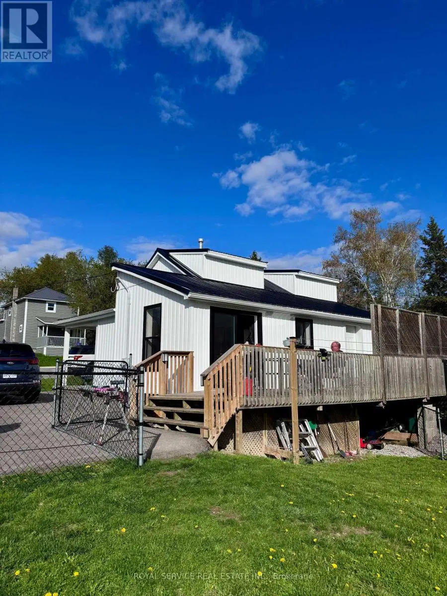 35 Toronto Street, Cramahe, Ontario  K0K 1S0 - Photo 2 - X12139222