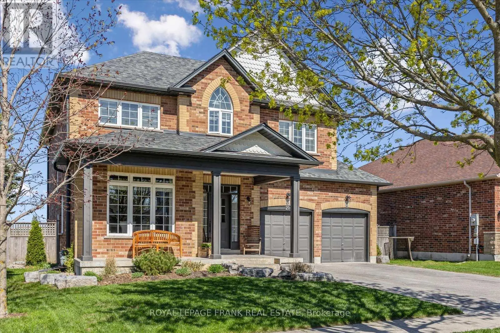 21 Brownscombe Crescent, Uxbridge, Ontario  L9P 1Y1 - Photo 1 - N12139375