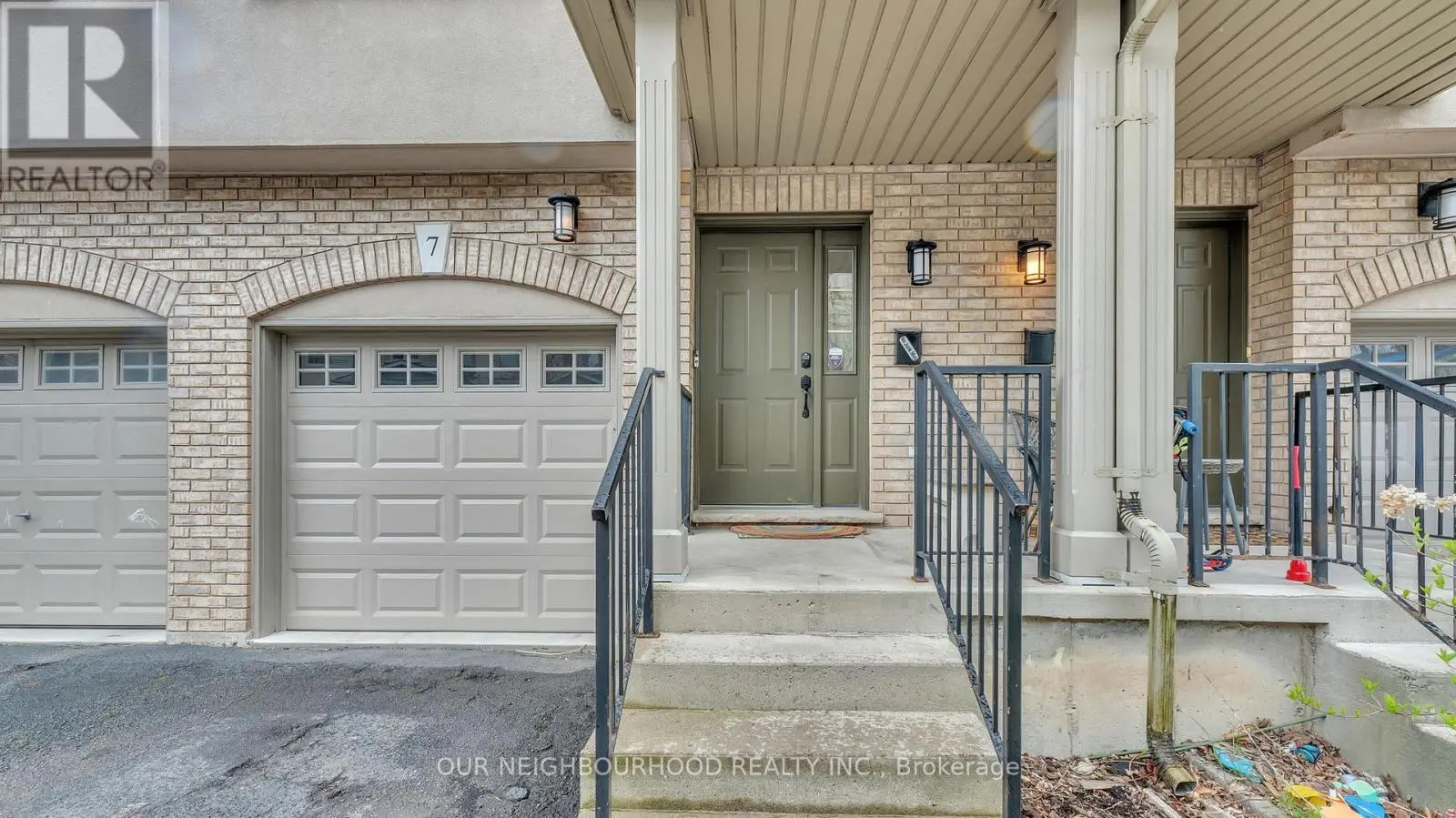 7 - 1248 Guelph Line, Burlington, Ontario  L7P 2S9 - Photo 2 - W12139419