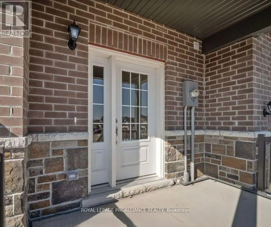 479 Hayward Street, Cobourg, Ontario  K9A 3N5 - Photo 2 - X12139594