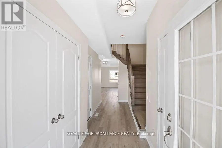 479 Hayward Street, Cobourg, Ontario  K9A 3N5 - Photo 3 - X12139594