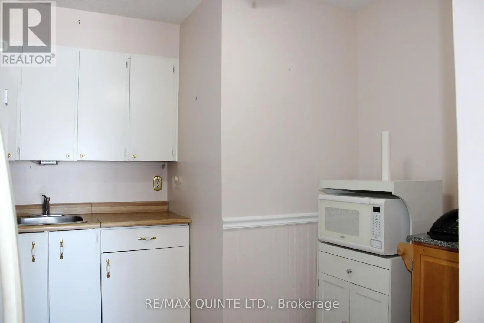 404 - 610 William Street S, Gananoque, Ontario  K7G 3A4 - Photo 3 - X11999087