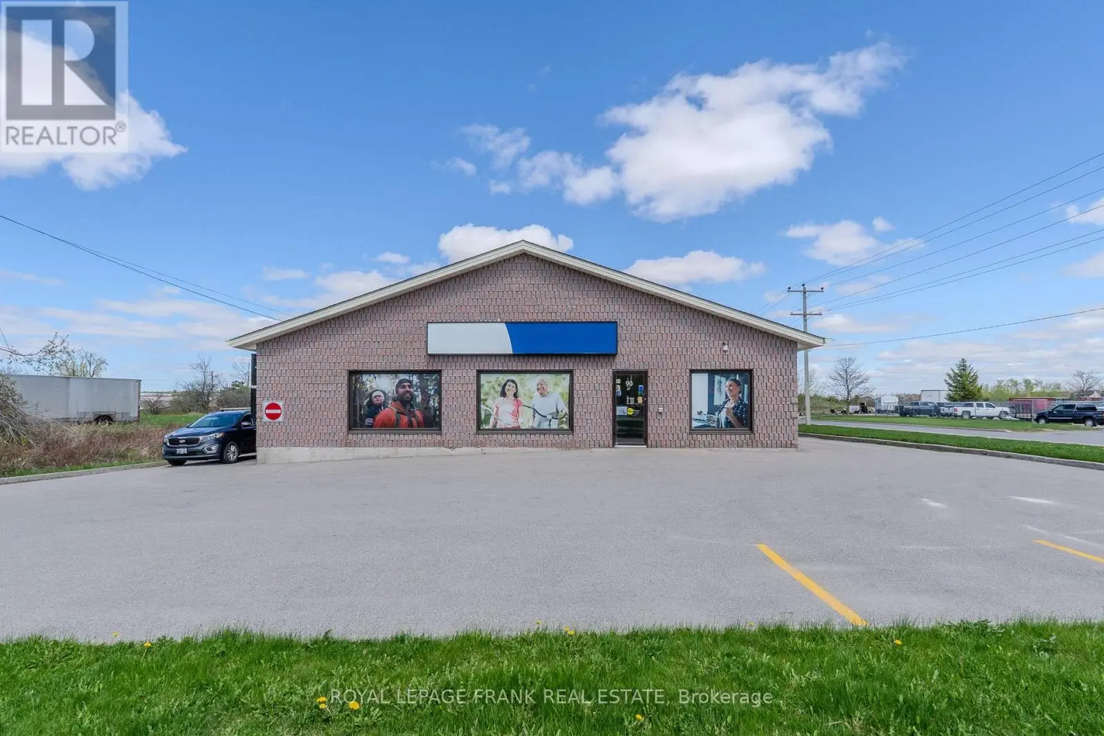90 Mclaughlin Road, Kawartha Lakes, Ontario  K9V 6B5 - Photo 2 - X12140610
