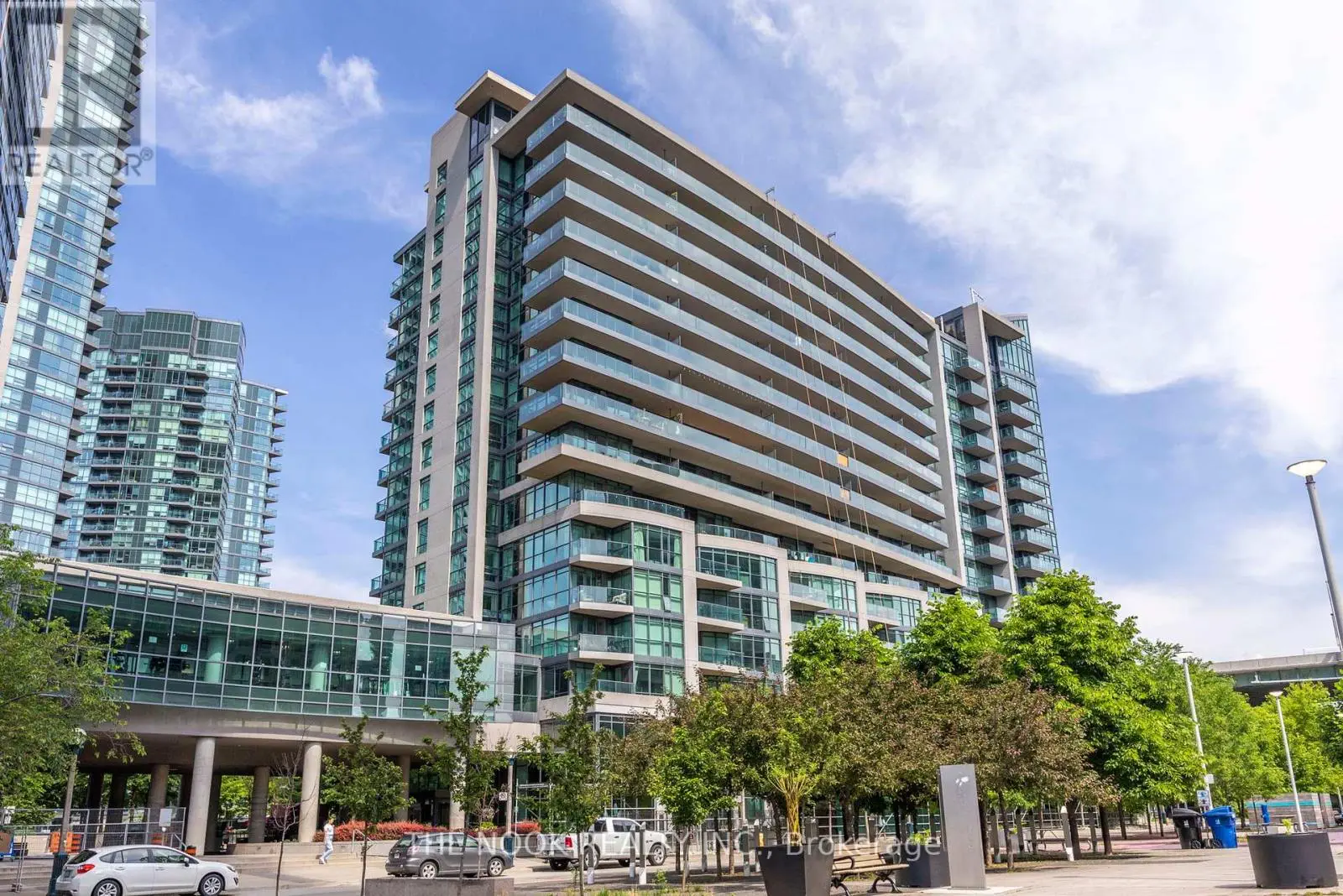 1468 - 209 Fort York Boulevard, Toronto, Ontario  M5V 4A1 - Photo 1 - C12140652