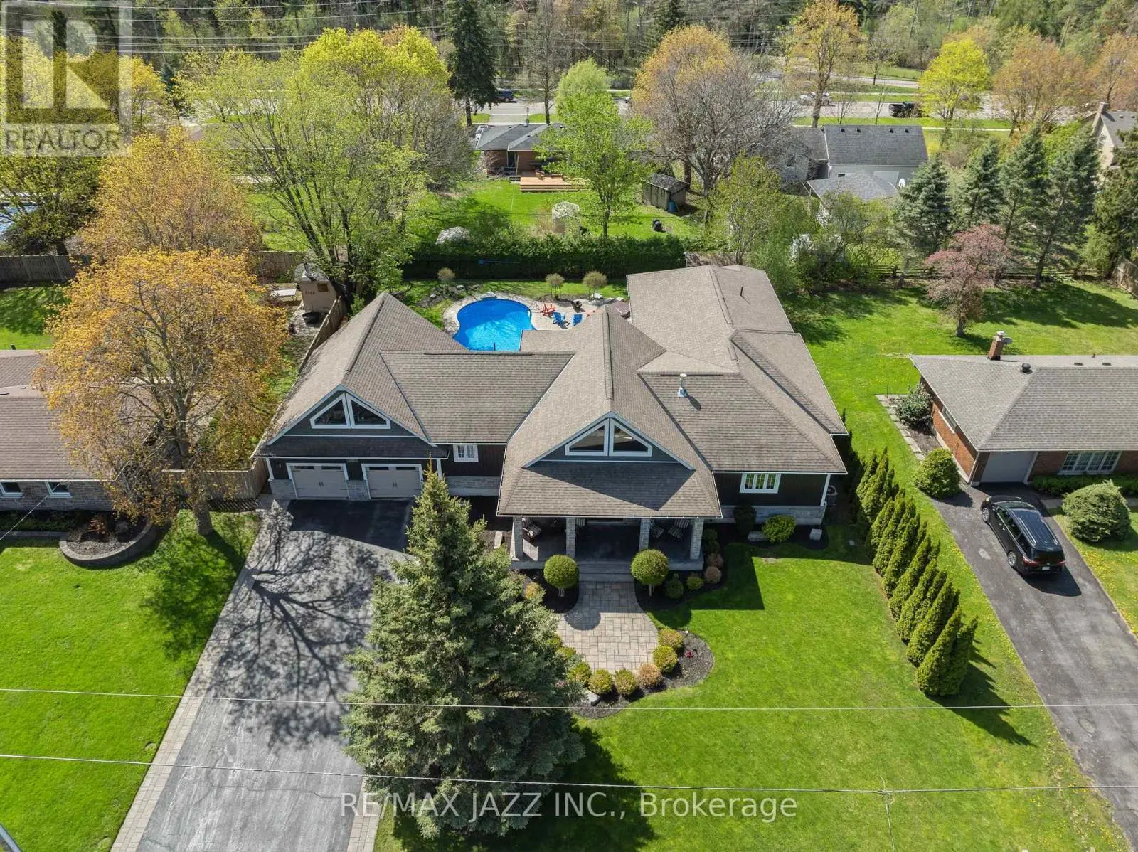 325 Maine Street, Oshawa, Ontario  L1L 1A8 - Photo 1 - E12141136
