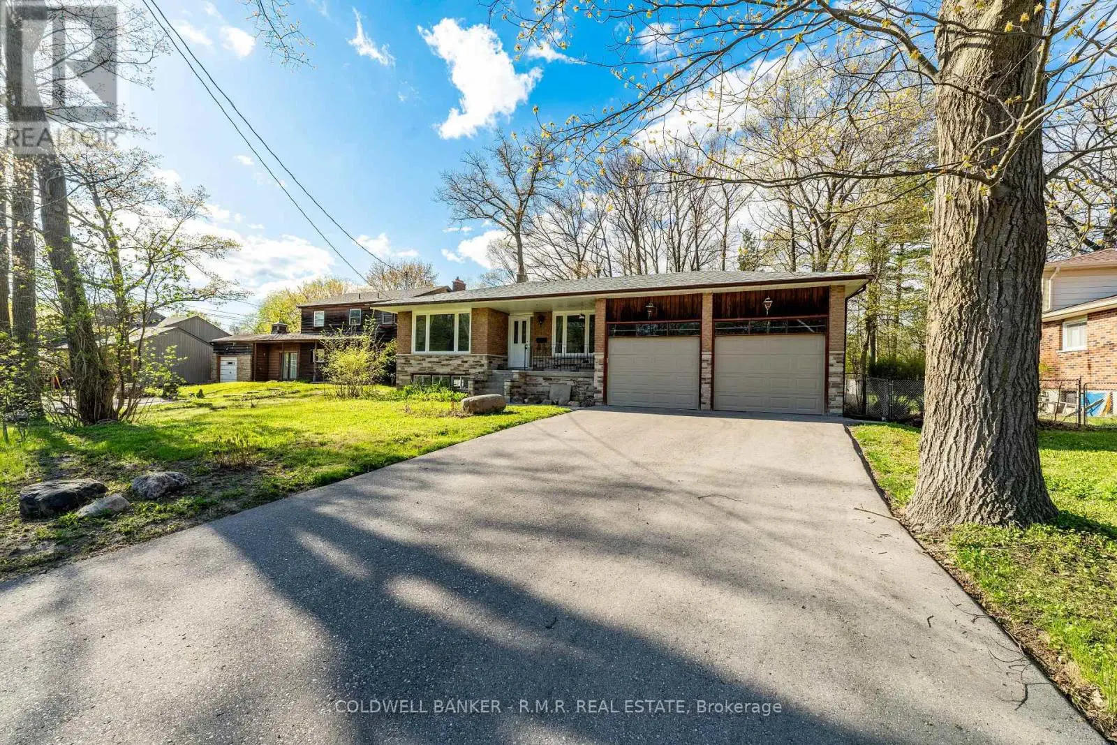 86 Twyn Rivers Drive, Pickering, Ontario  L1V 1E2 - Photo 1 - E12141395