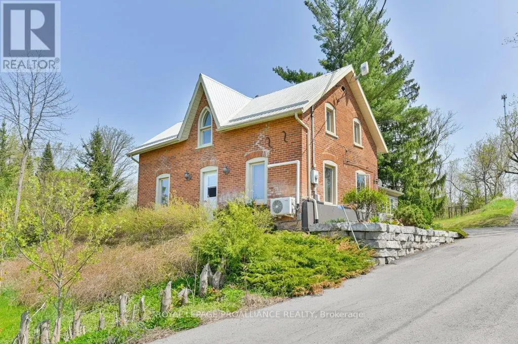 75 Dingman Street, Madoc, Ontario  K0K 2K0 - Photo 1 - X12057473