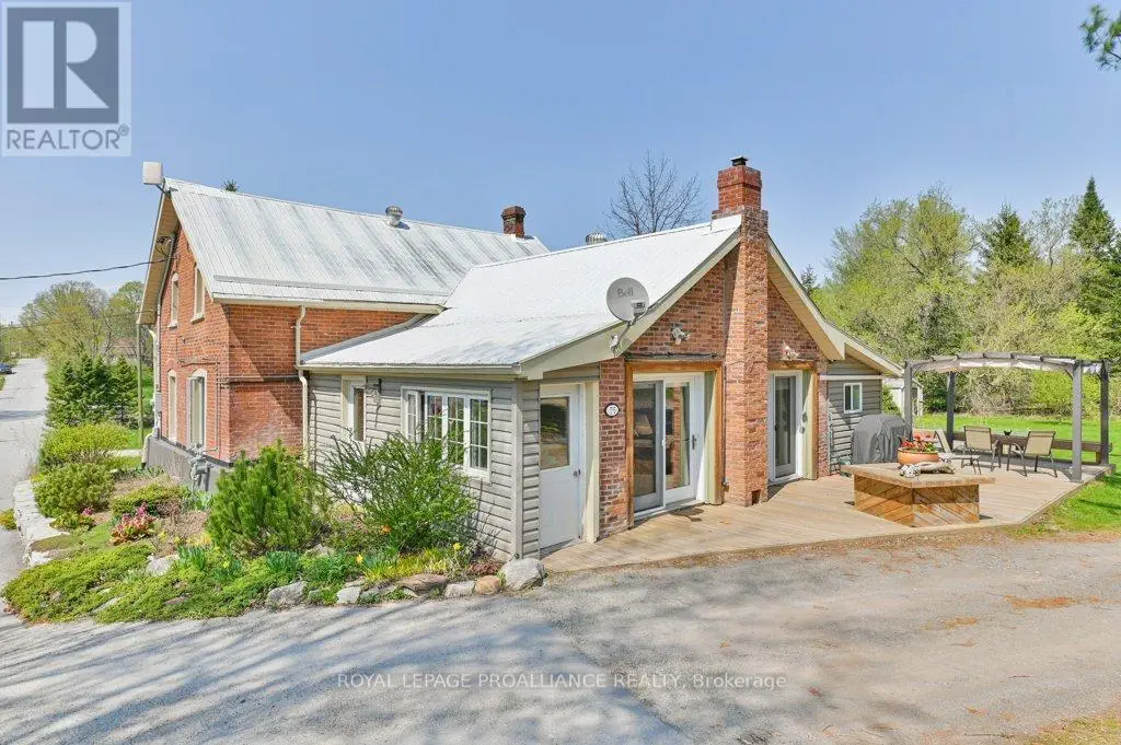 75 Dingman Street, Madoc, Ontario  K0K 2K0 - Photo 3 - X12057473