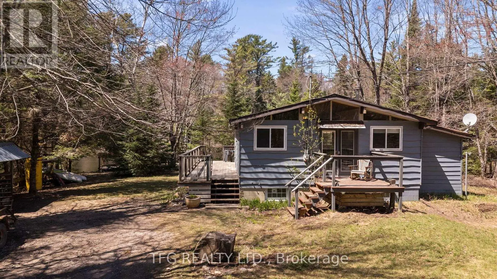 449 Balsam Chutes Road, Huntsville, Ontario  P0B 1L0 - Photo 1 - X12141640