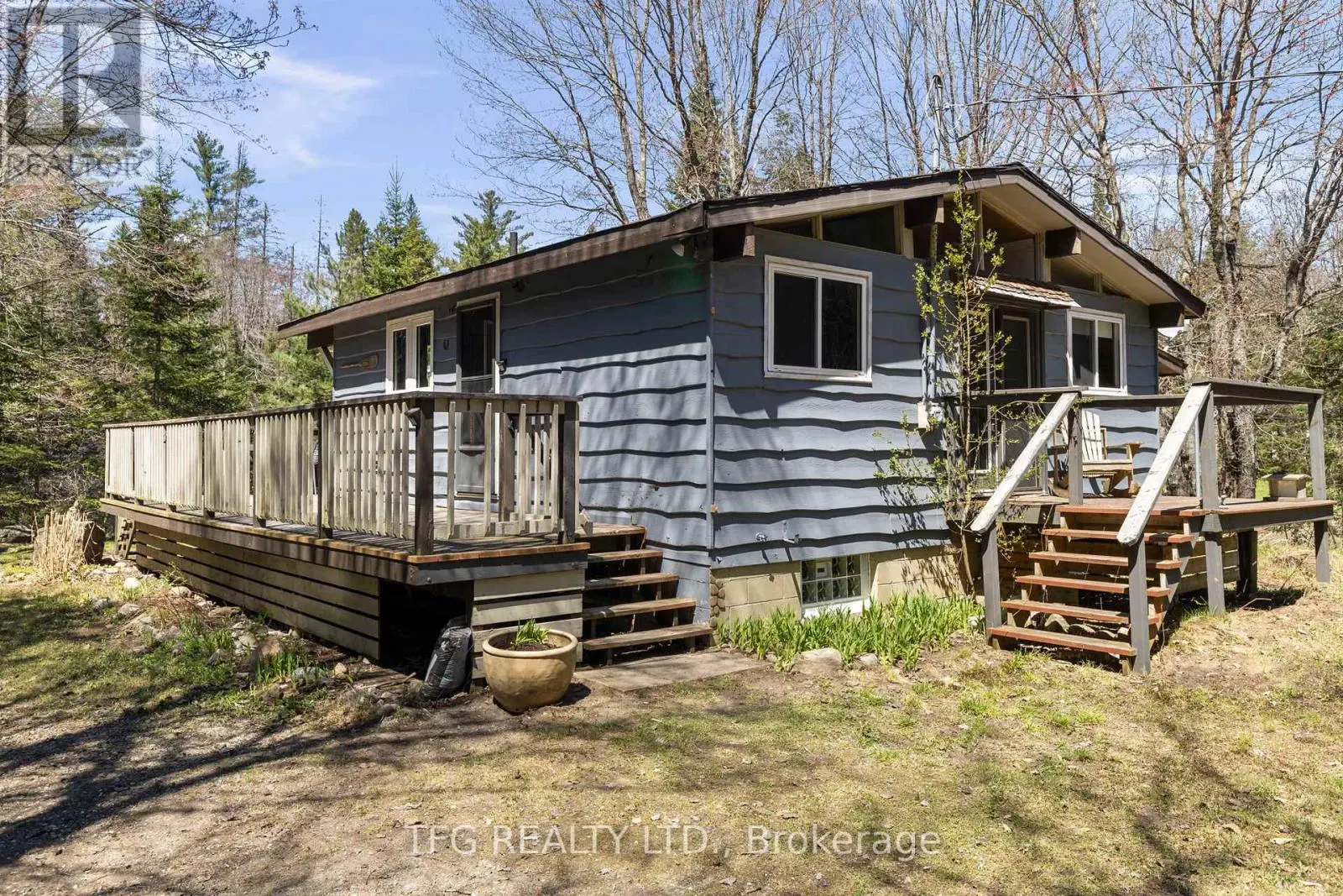 449 Balsam Chutes Road, Huntsville, Ontario  P0B 1L0 - Photo 2 - X12141640