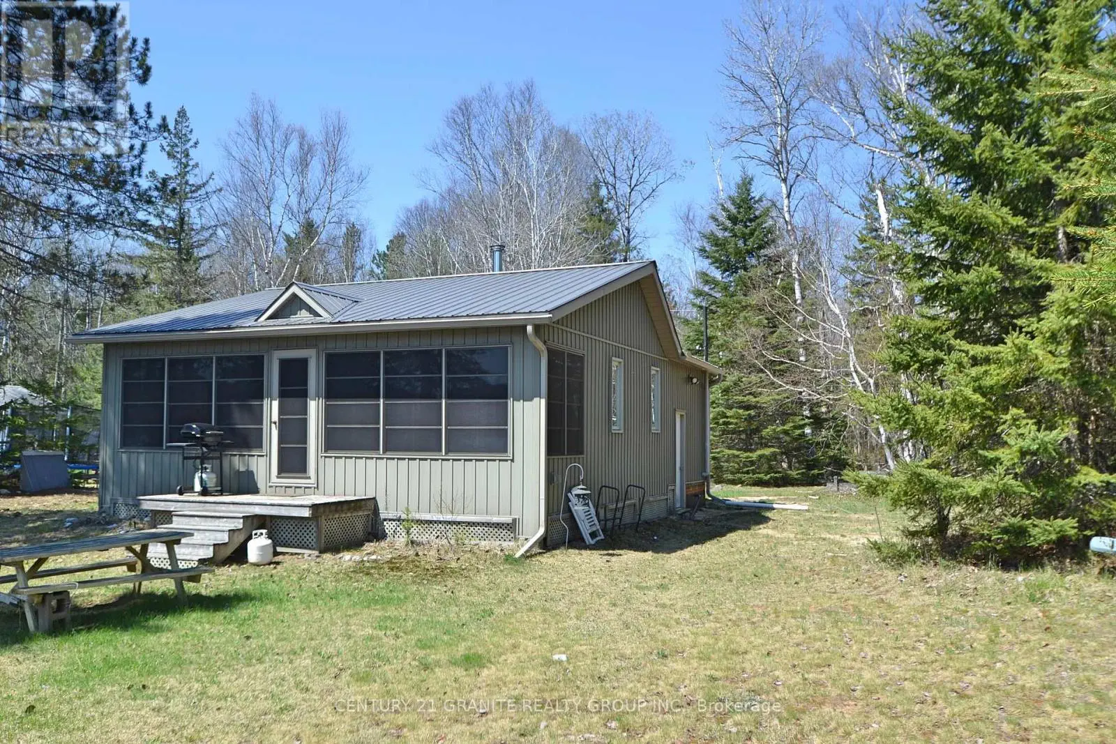 304 Centre Road, Hastings Highlands, Ontario  K0L 2K0 - Photo 3 - X12042522