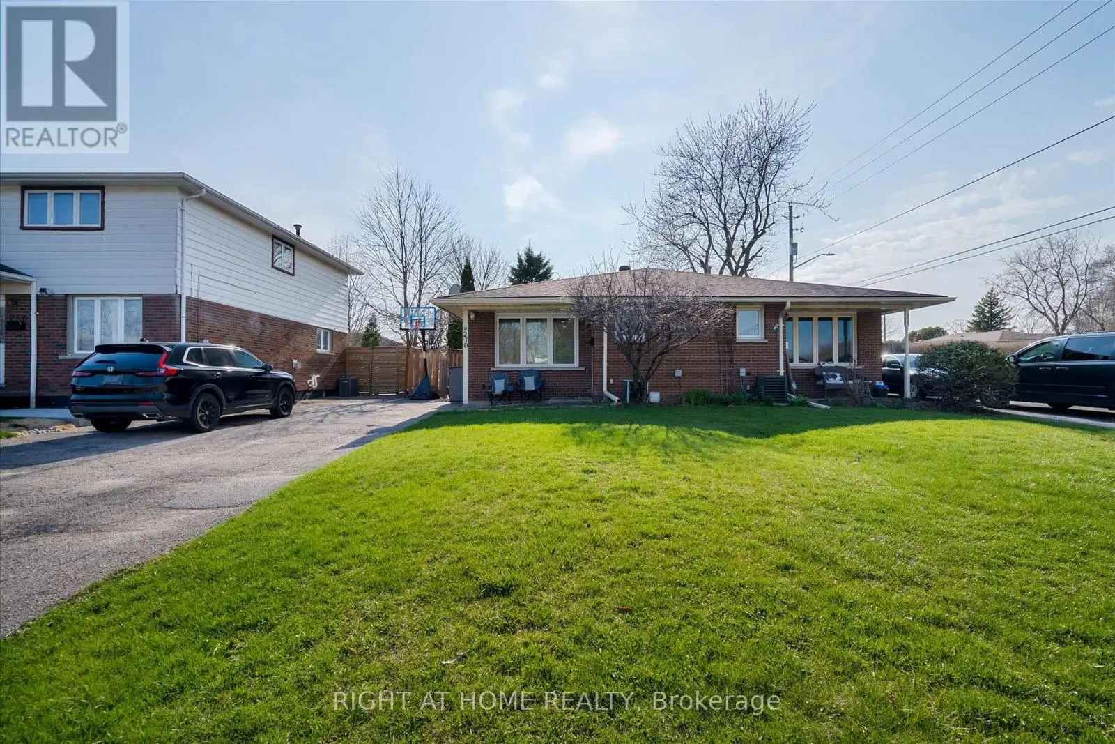 270 Coventry Court, Oshawa, Ontario  L1G 6H3 - Photo 1 - E12142228